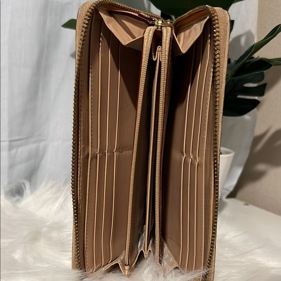 Kate Spade Red and Pink Wallet with Bow Design - Picture 6 of 9